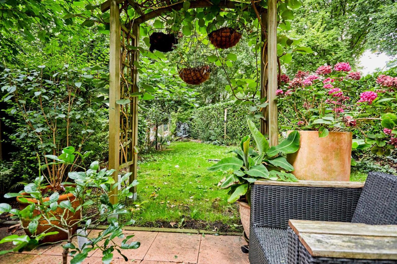 Treehouse Inn Duivendrecht Buitenkant foto
